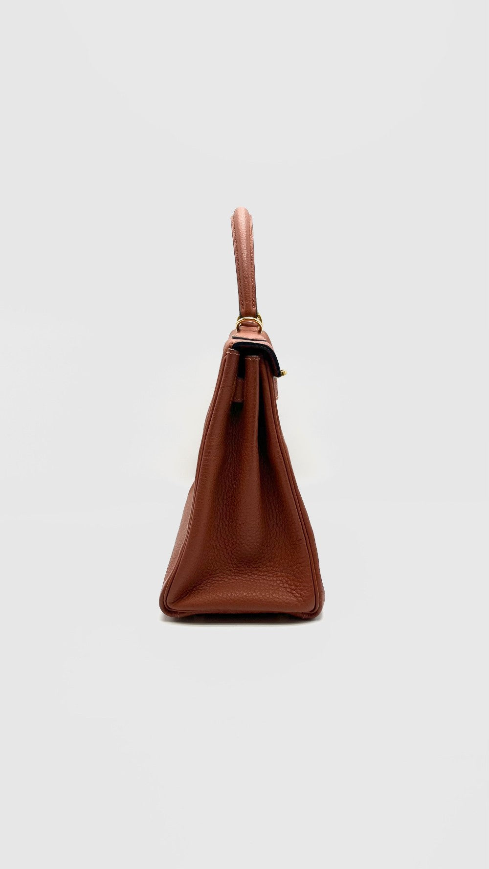 Preowned. Hermes Kelly 28 Cuirve Togo GHW. XHT101BM|15581