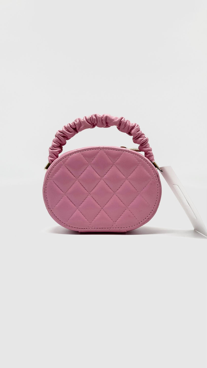 Unused. Chanel Ruched Oval Top Handle Pink GHW. 32021710|5138