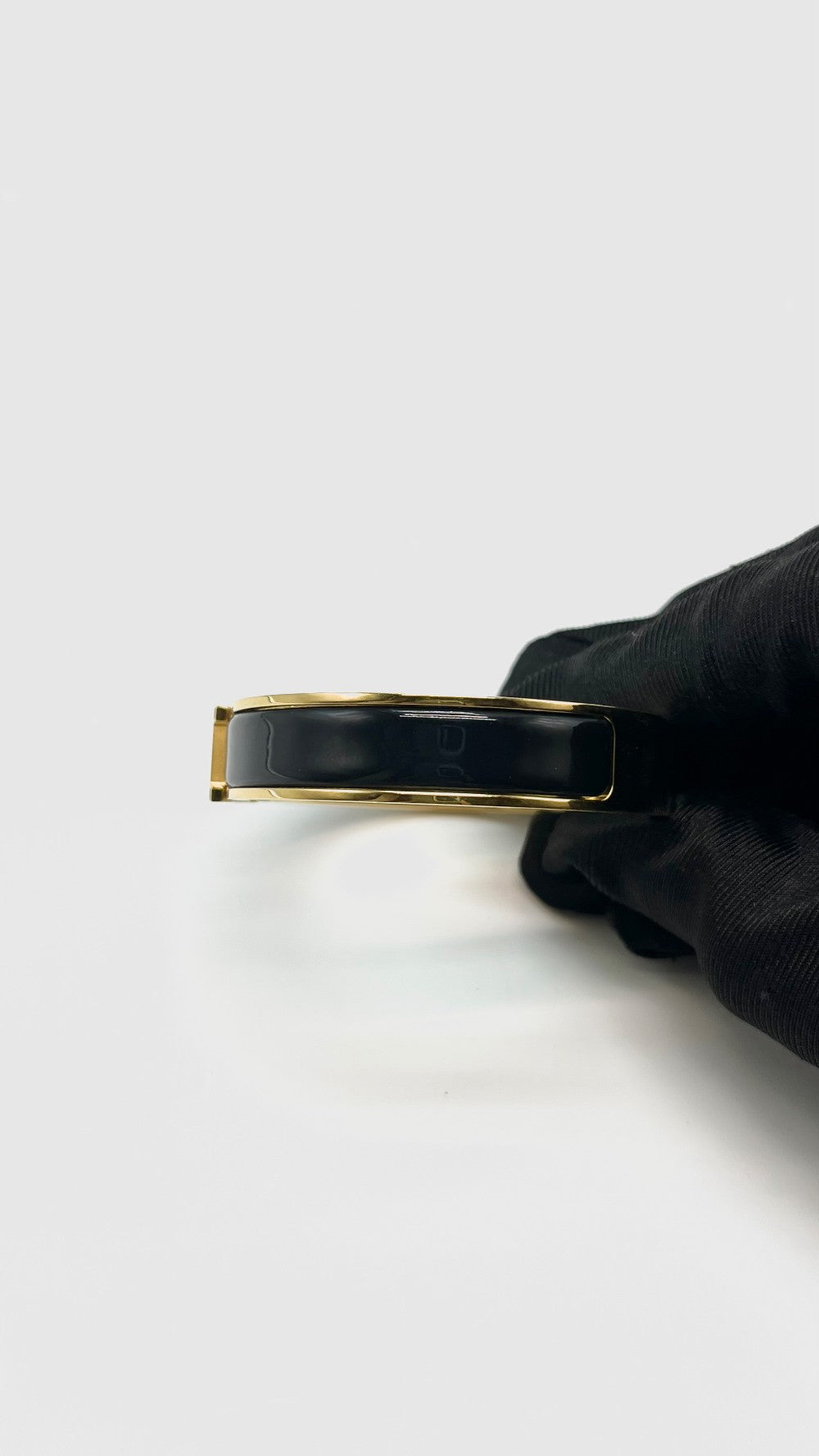 Preowned. Hermes Clic H Black Bracelet GHW|16248