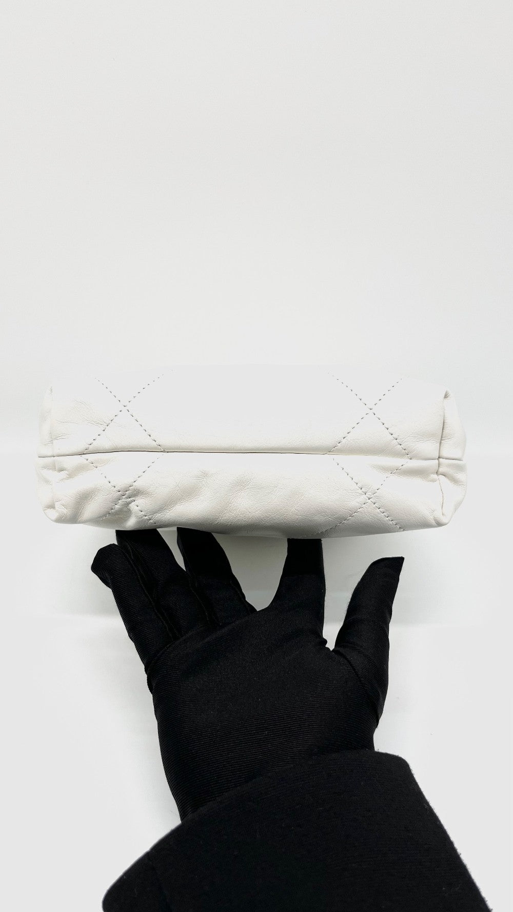 Brand New. Chanel MIni C22 White Calfskin GHW. T2CUN9KH|15196