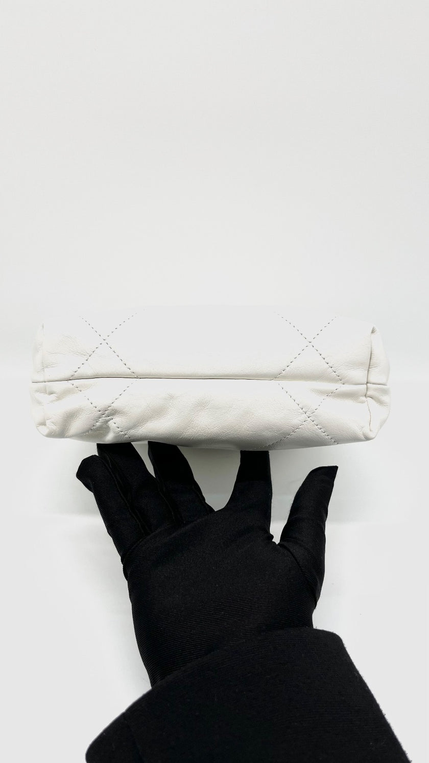 Brand New. Chanel MIni C22 White Calfskin GHW. T2CUN9KH|15196