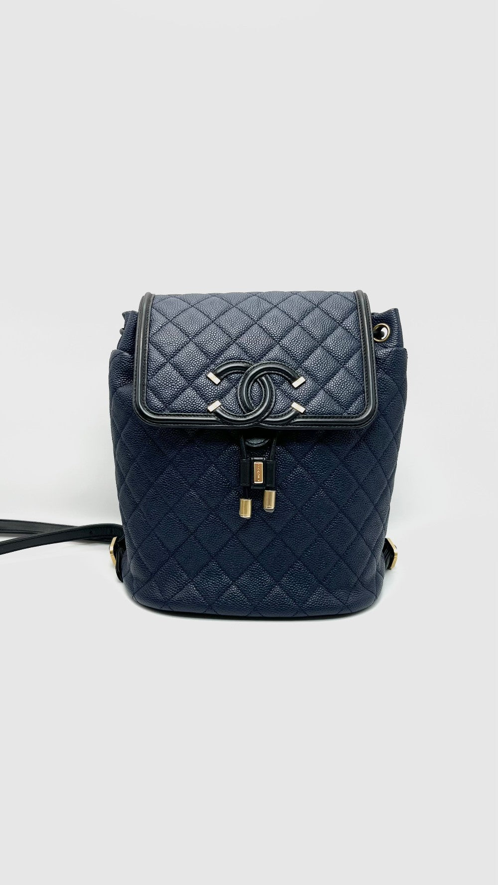 Preowned. Chanel CC Filigree Backpack Caviar Blue GHW. 26313130|16548