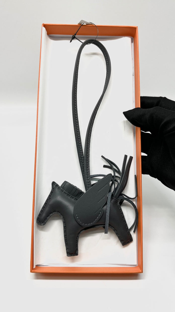 Brand New. Hermes Pegase Charm Gray|9965