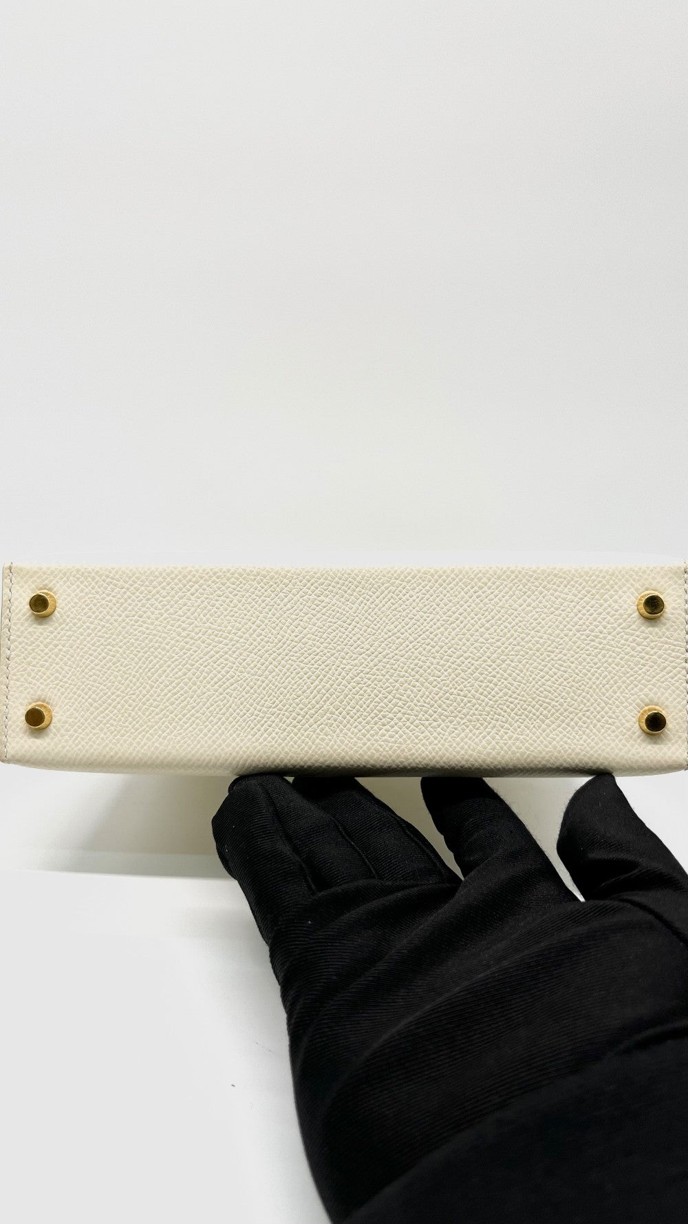 Preowned. Hermes Mini Kelly Nata Epsom GHW. BMM719PY|13741