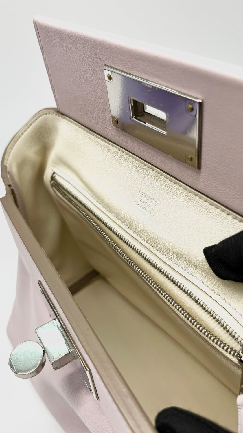 Like New. Hermes 24/24 Mauve Pale Evercolor PHW. UGN998MS|9700