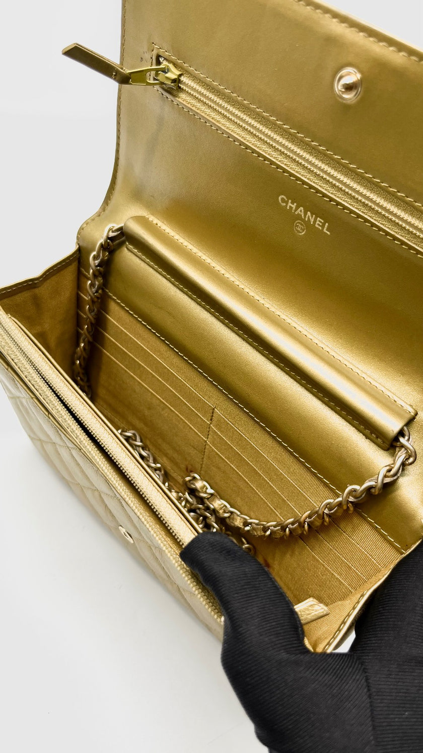 Preowned. Chanel WOC Gold Calfskin GHW. 20058446|13873