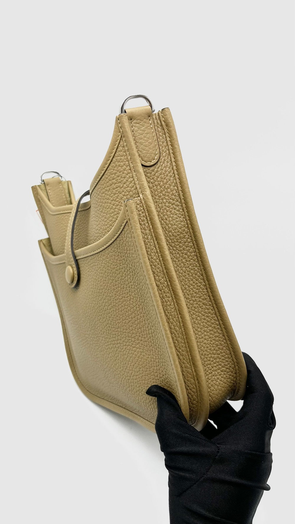 Brand New. Hermes Evelyne 23 Dune Togo PHW. GBS001ZB|16796