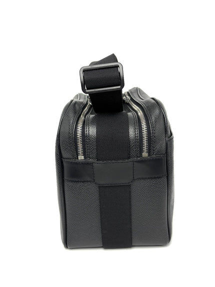 Preowned. LV Double Zip Bag Black. SP0062|8192