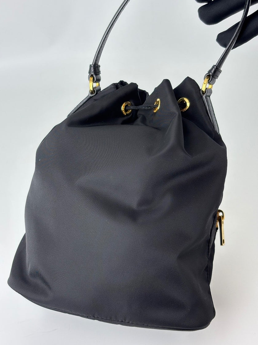 [SALE] Preowned. Prada Re Nylon Bucket Black. 42|5959