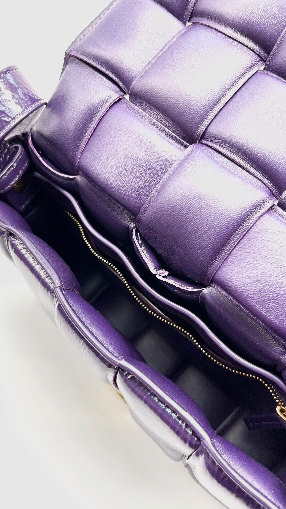 Like New. Bottega Veneta Padded Cassette Bag Purple|15062