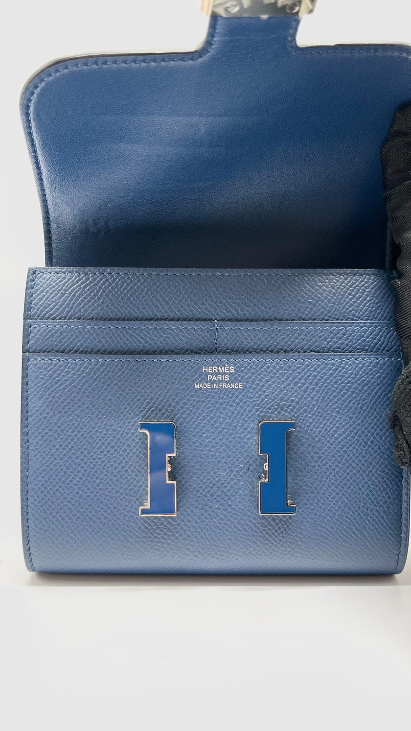 Like New. Hermes Constance Wallet Compact Blue|5528