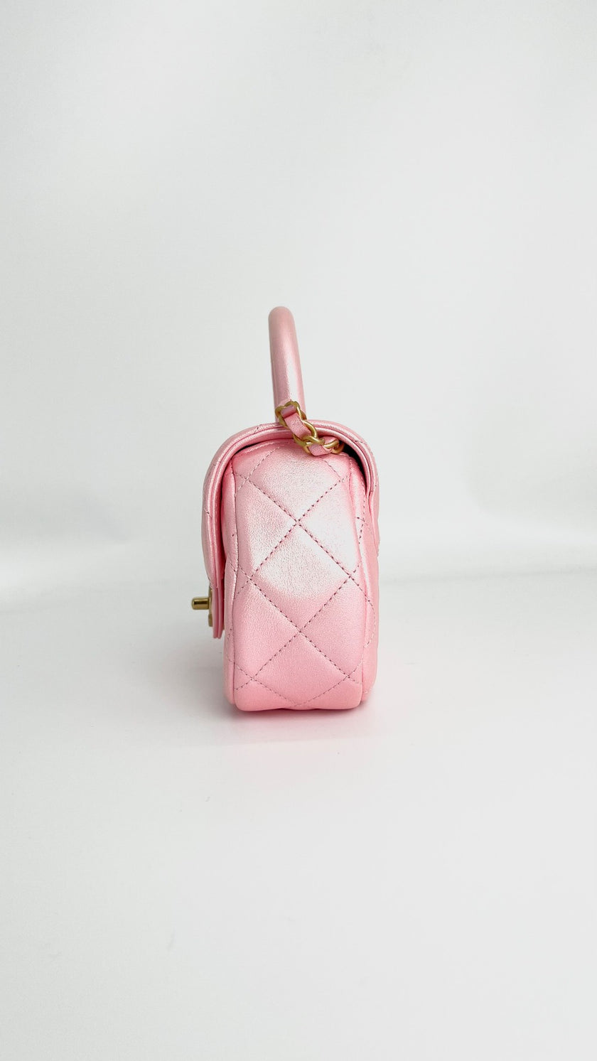 Brand New. Chanel Oval Top Handle Pink. N0NHLPU0|4007