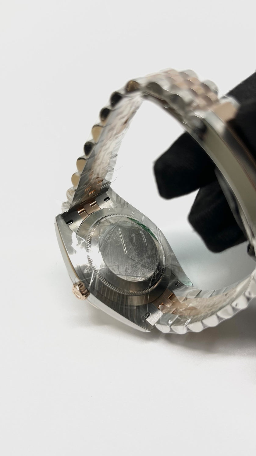 Brand New. Rolex Datejust 41 Sundust Dial w/ Dias RG/Steel Jubilee 2025 22 Links.|11498