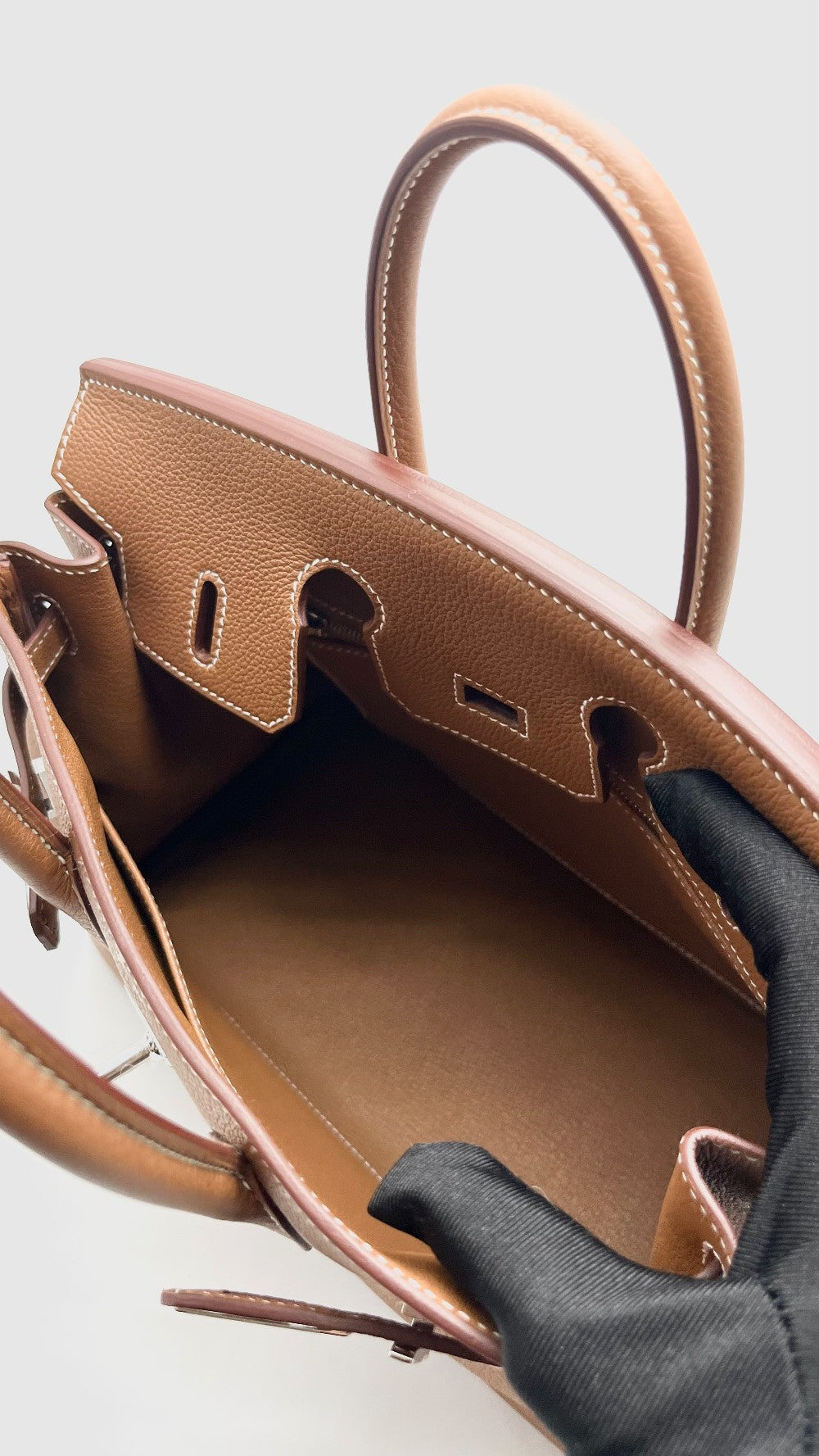 Brand New. Hermes Birkin 25 Gold Togo PHW. GTI969AZ|16647