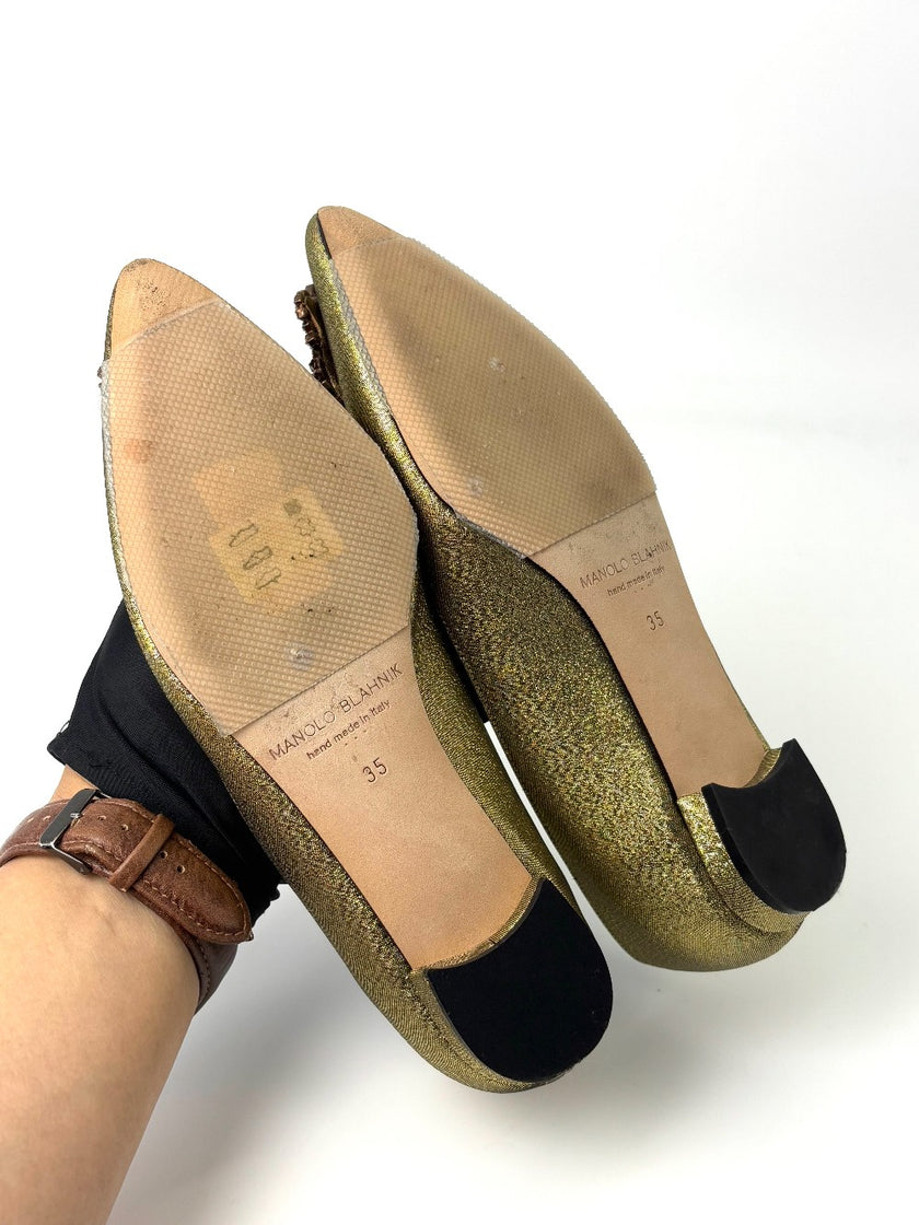 Preowned. Manolo Blahnik Flats Gold. 35|7377
