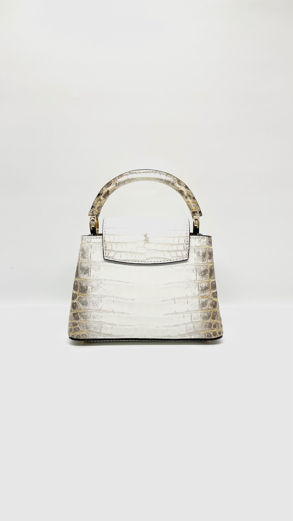 Preowned. LV Capucines Mini Himalayan GHW. Microchip|13822