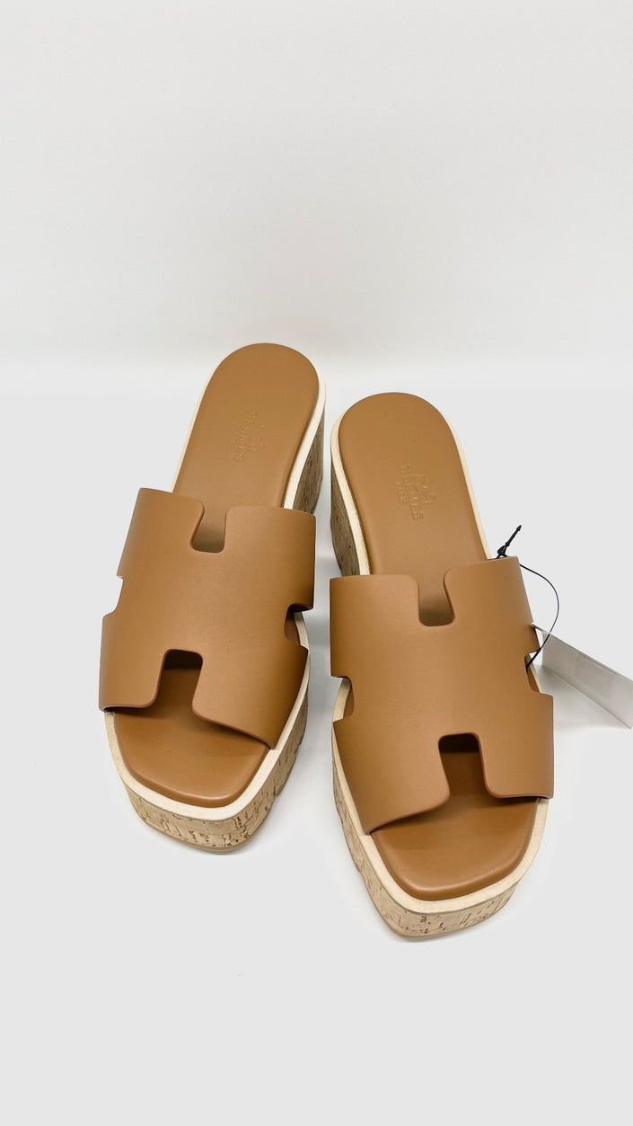 Brand New. Hermes Eze Gold. 37|10370