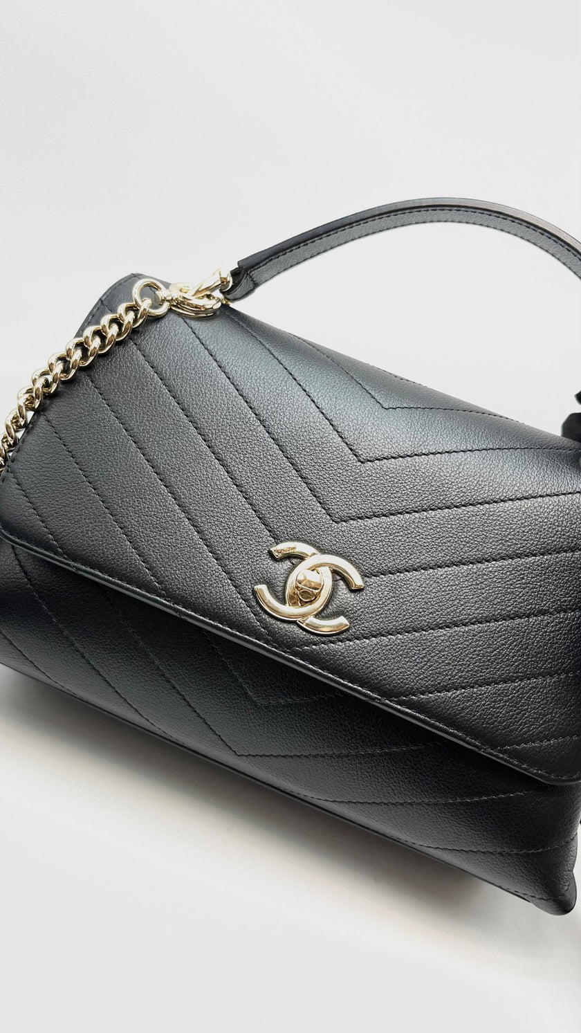 Like New. Chanel Top Handle Chevron Black Calfskin GHW. 27528955|16528
