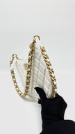 Unused. Chanel Quilted Hobo Chain White Lambskin GHW. L7CLTNEC|12326