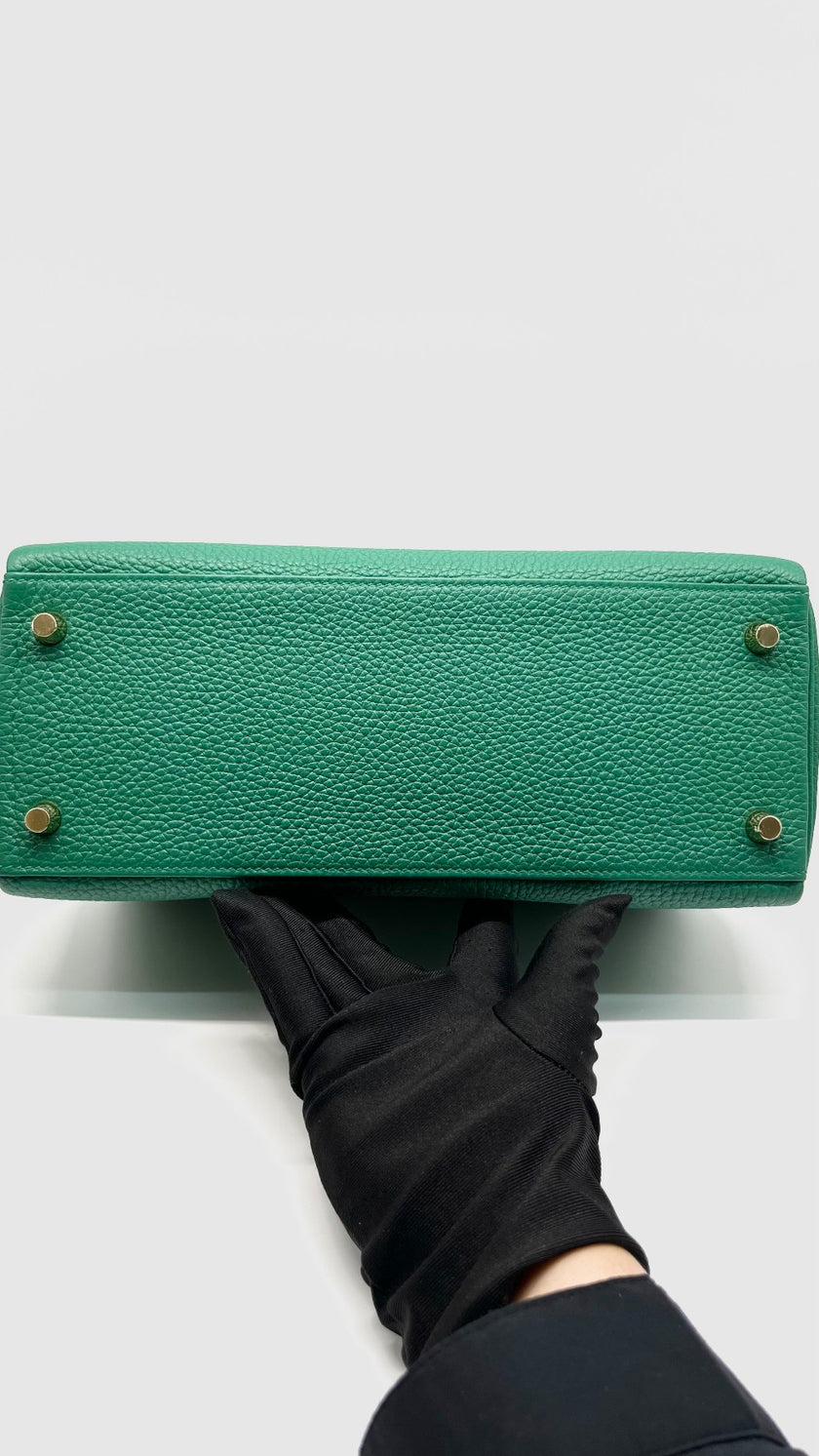 Like New. Hermes Kelly 28 Vert Vertigo Togo GHW. CGN312MU|14158
