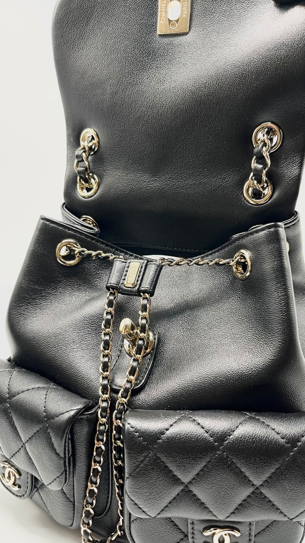 Like New. Chanel Duma Backpack Black Calfskin GHW. HL1N3P39|7732
