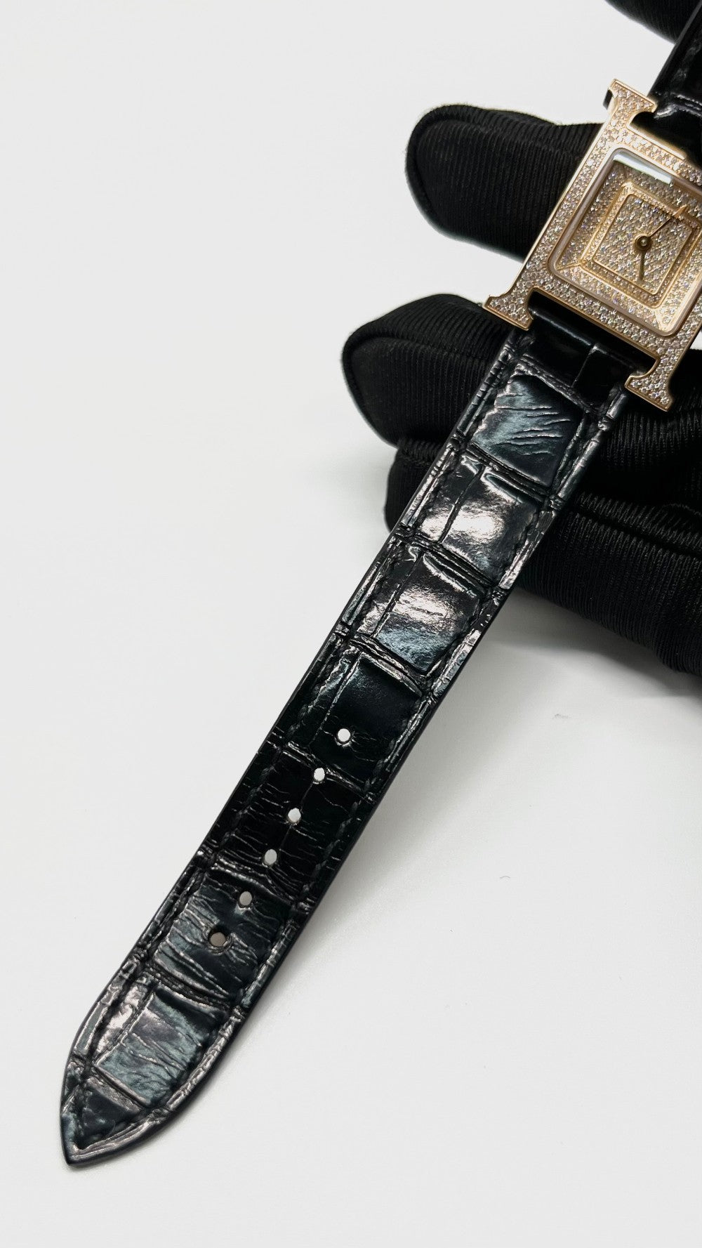 Preowned. Hermes H Watch Rosegold Croc w/ Diamonds|5716