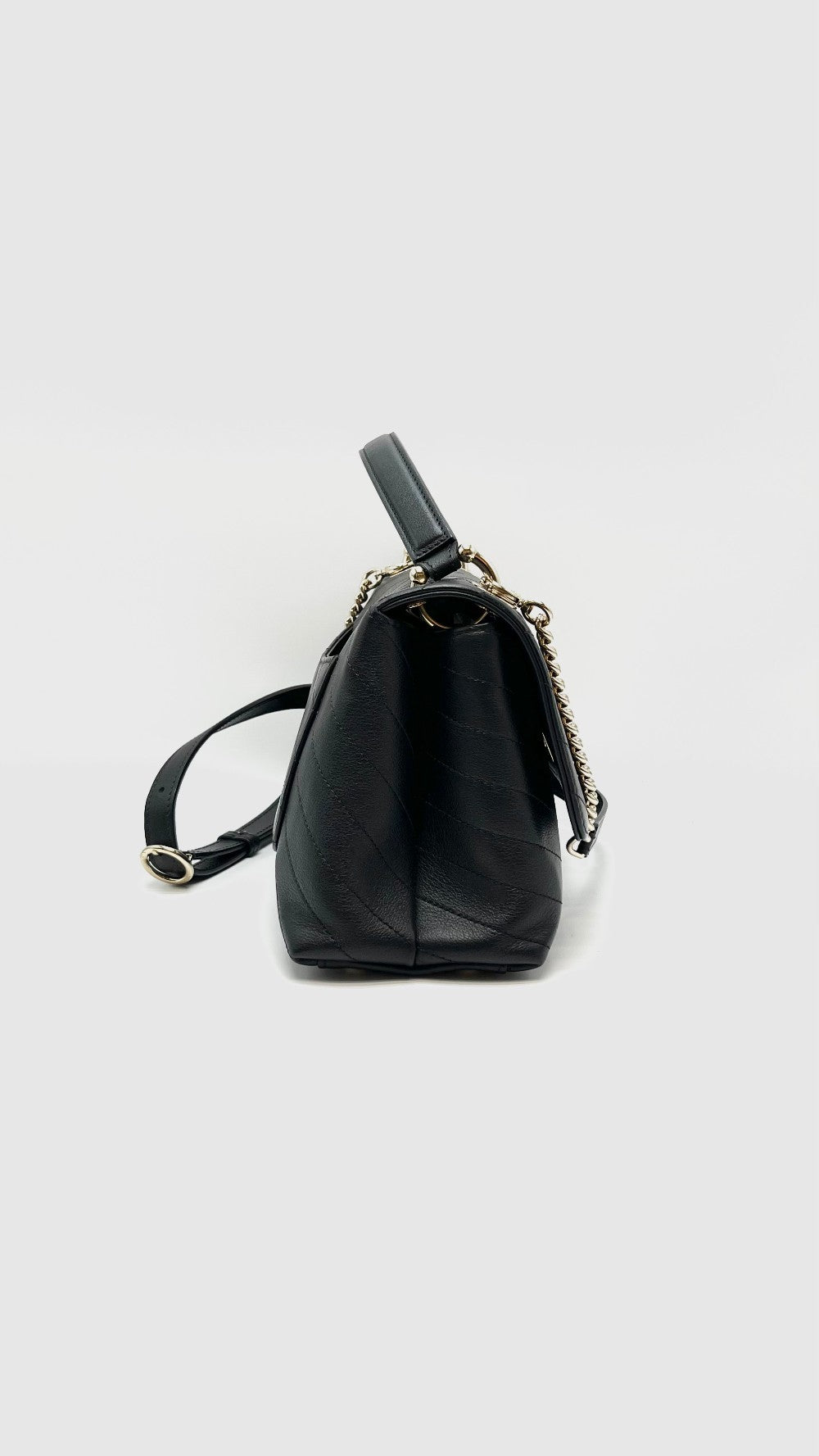 Like New. Chanel Top Handle Chevron Black Calfskin GHW. 27528955|16530