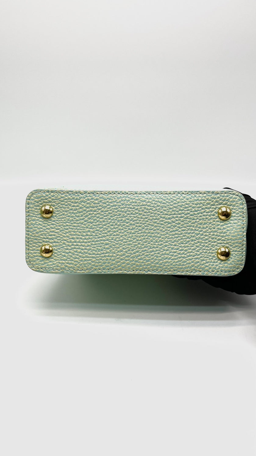 Like New. LV Capucines Mini Vert Deau (Green). Microchip|15848