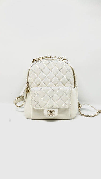 Preowned. Chanel CC Day Backpack White Caviar GHW. 27035013|13833