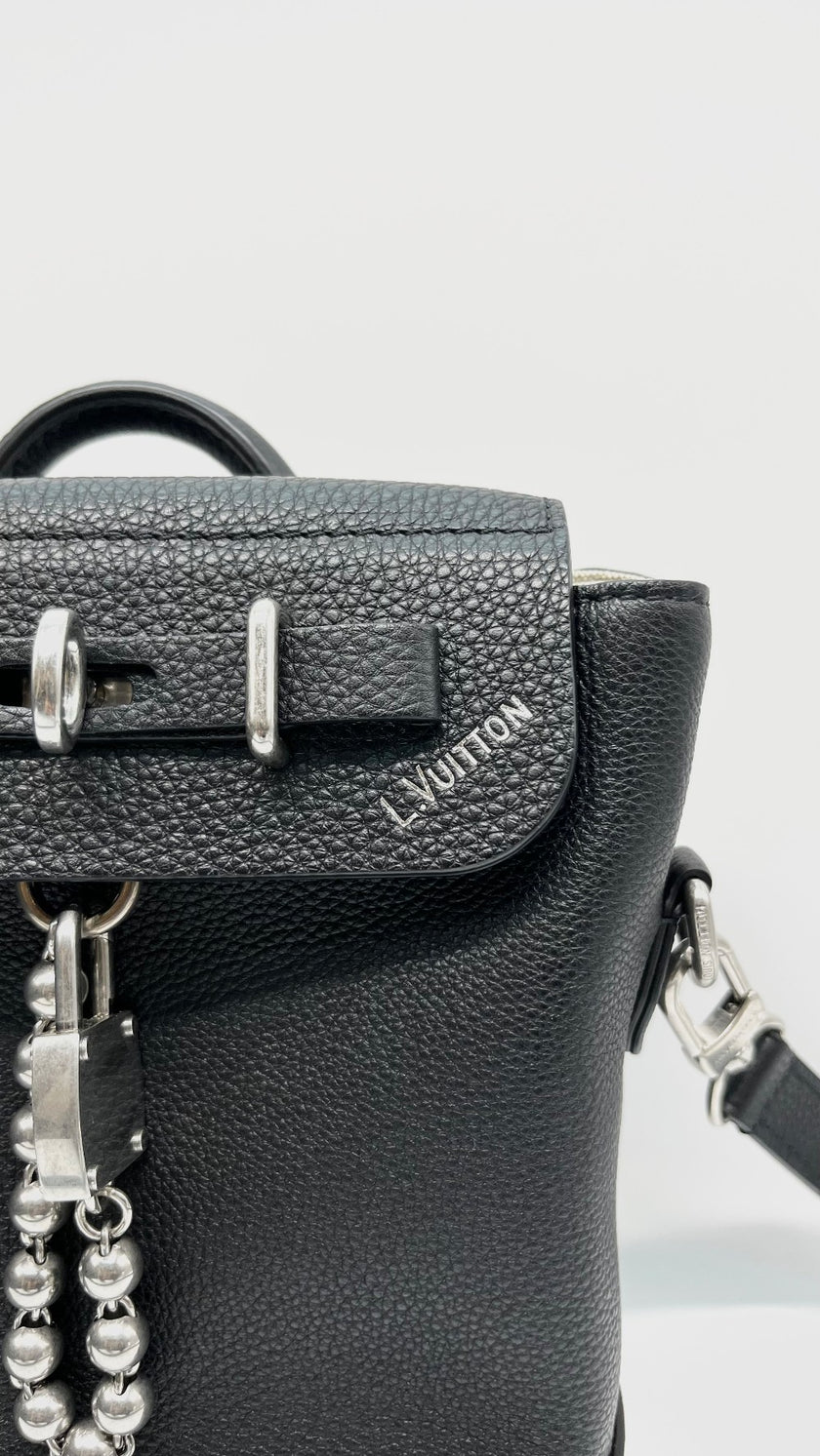 Unused. LV Steamer 15 Black Calfskin SHW. MCHIP|10840