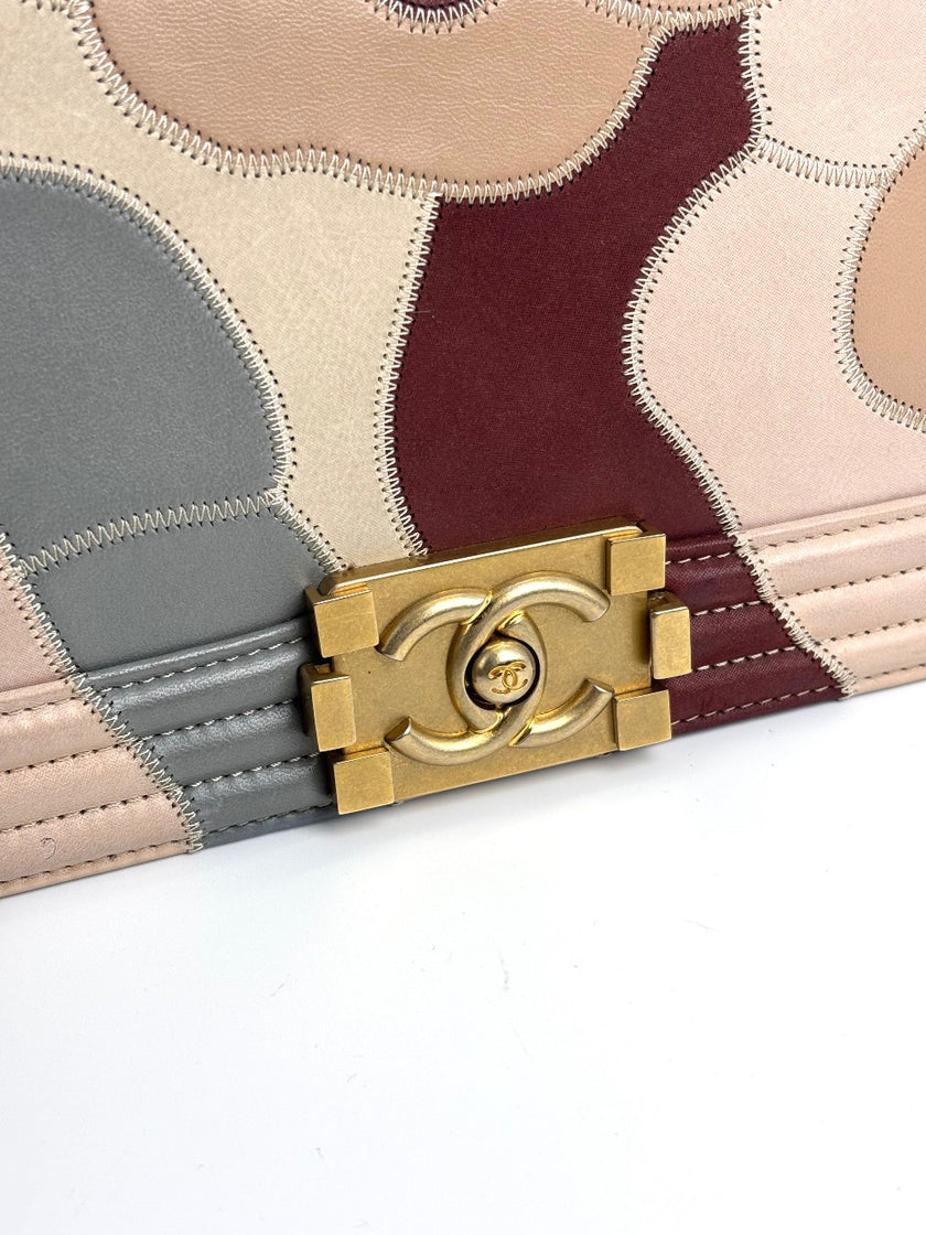 Preowned. Chanel Leboy Camelia Patchwork. 24655542|4285