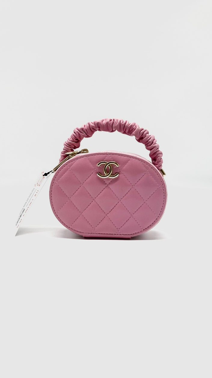 Unused. Chanel Ruched Oval Top Handle Pink GHW. 32021710|5137
