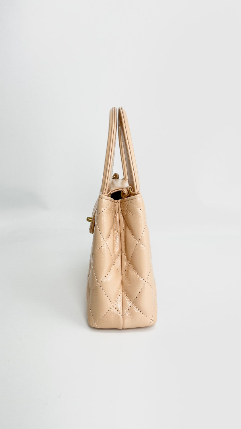 Brand New. Chanel Kelly Mini Beige GHW. C085204A|4023