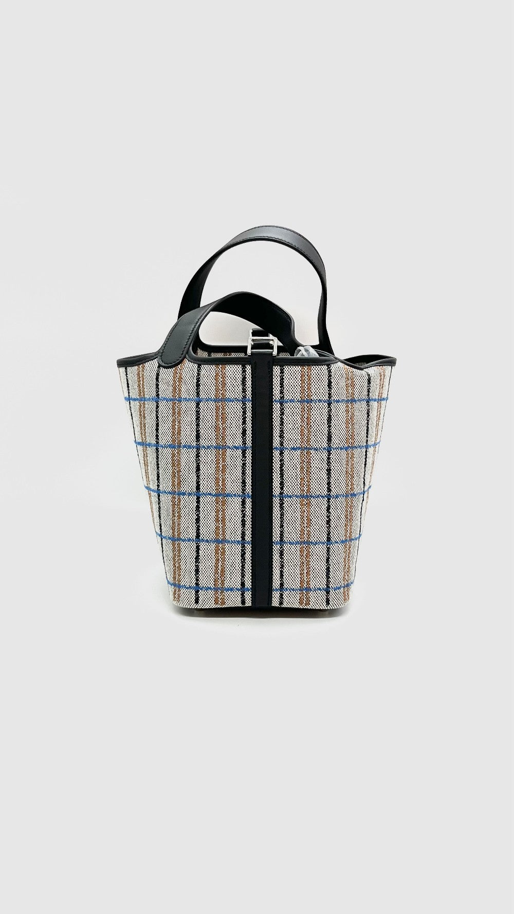 Brand New. Hermes Picotin 18 Broderie Ecru/Noir/Fauve/Bleu PHW. KMZ004MM|15495