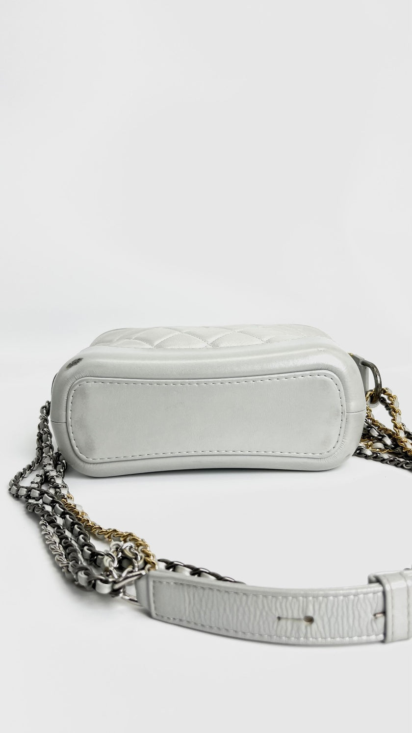 [SALE] Preowned. Chanel Gabrielle Mini White. 28862821|4244