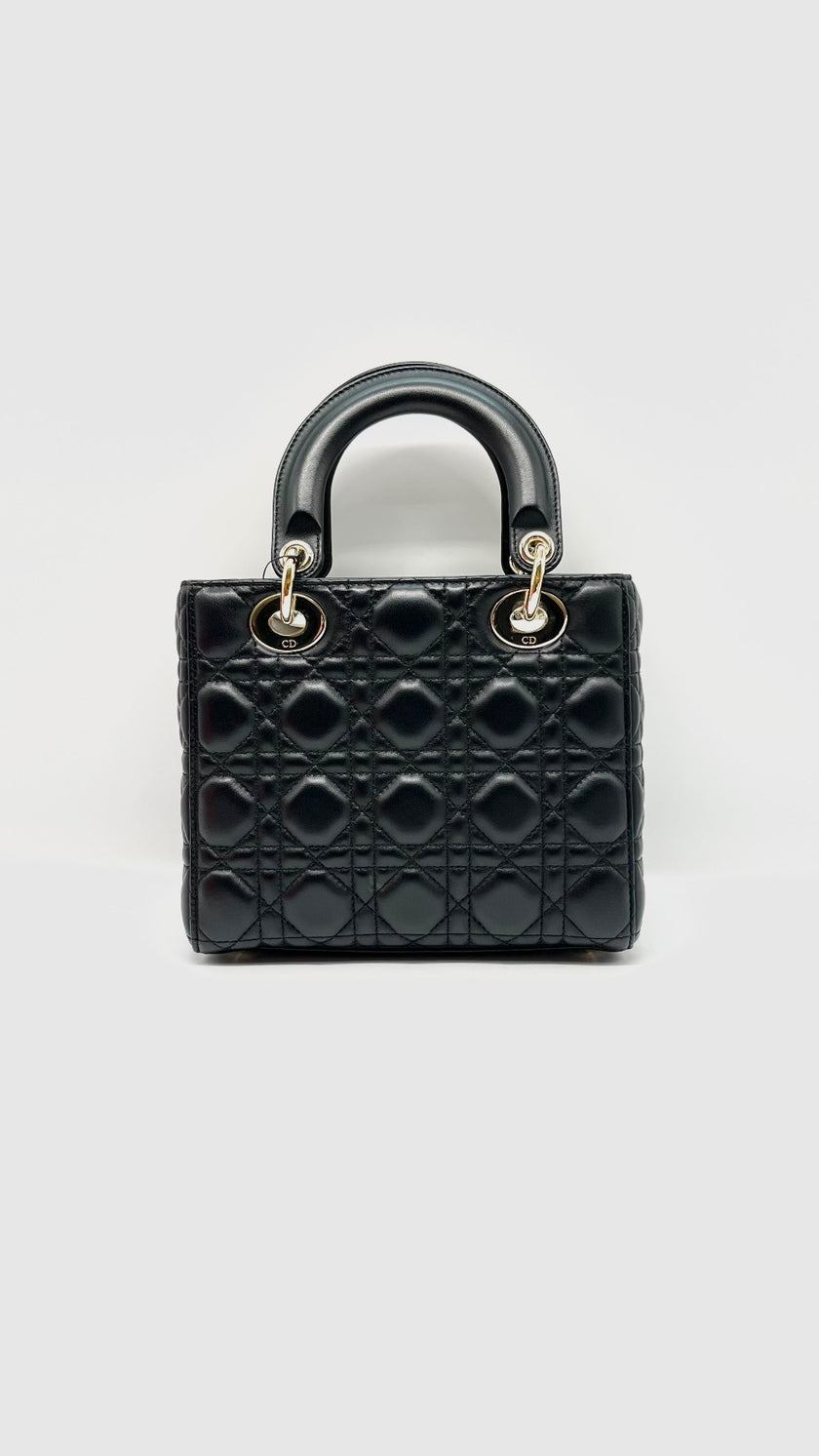 Preowned. Lady Dior Small Black Lambskin. 09MA0138|9911