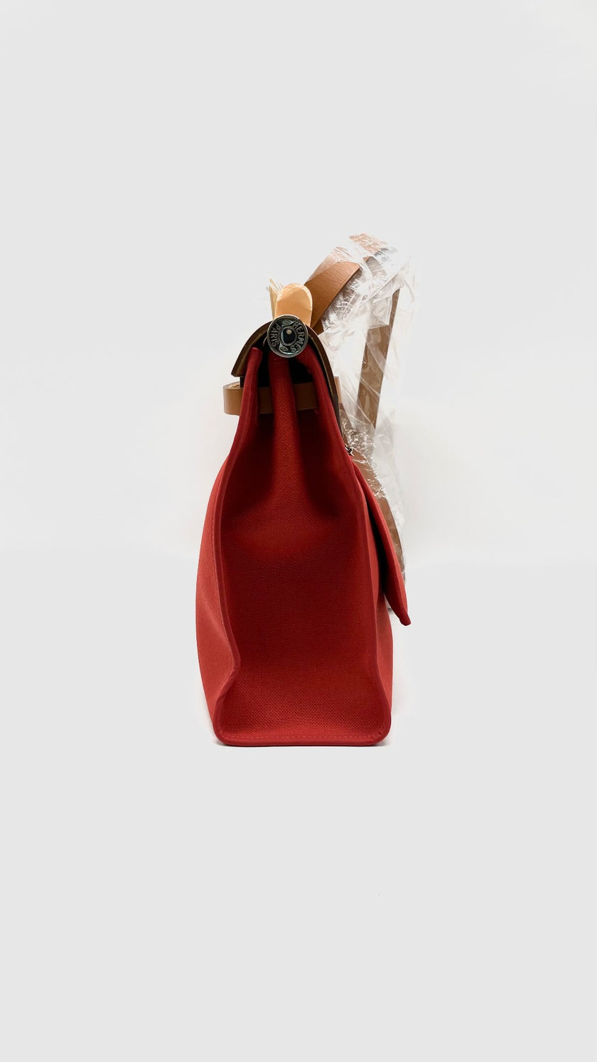 Unused. Hermes Herbag 31 Sanguine Canvas PHW. ATS007AU|15071