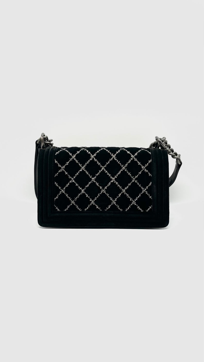Preowned. Chanel Leboy Old Medium Black Velvet Ruth HW. 19944432|14734