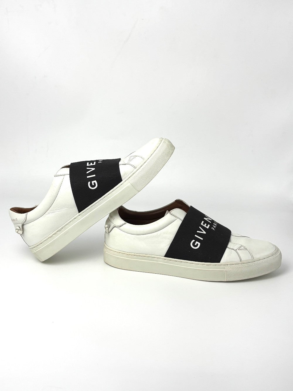 Unused. Givenchy Slip on Sneaker White/Black. 36.5|8970