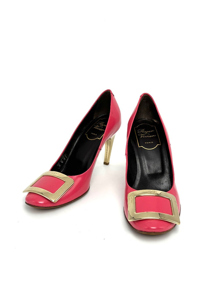Preowned. Roger Vivier Low Heel Patent Pink. 35|10637