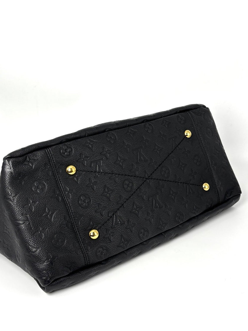 Preowned. LV Artsy Black. CA1114|9499