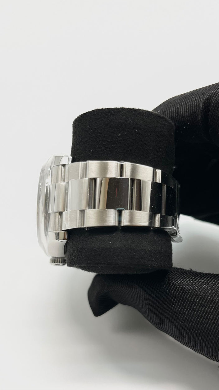 Preowned. Rolex DJ Roman Black Dial 36mm Oyster 2008|5685