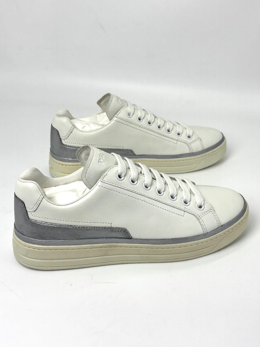 Preowned. Prada Sneakers White. 36|7571