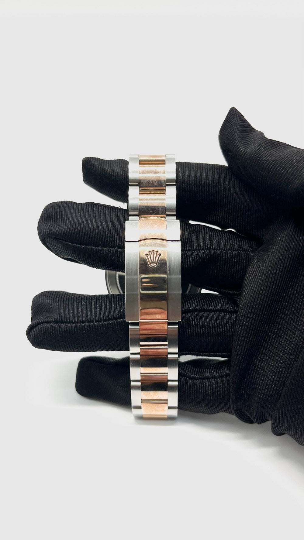 Preowned. Rolex Datejust 41 MOP Dial With Diamonds Two Tone RG/Steel Oyster 2018 41mm 12.5 links|14371