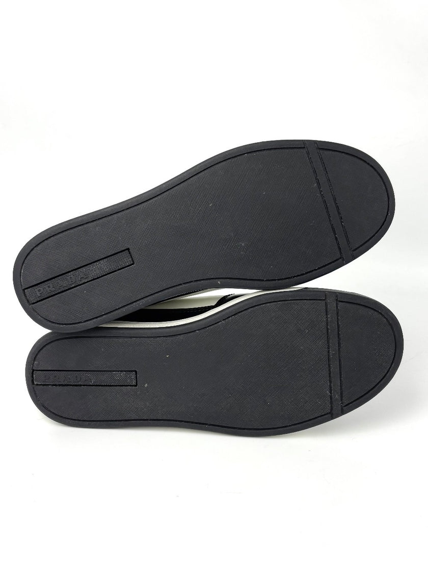 [SALE] Brand New. Prada Sneakers Black/White. 35|8589