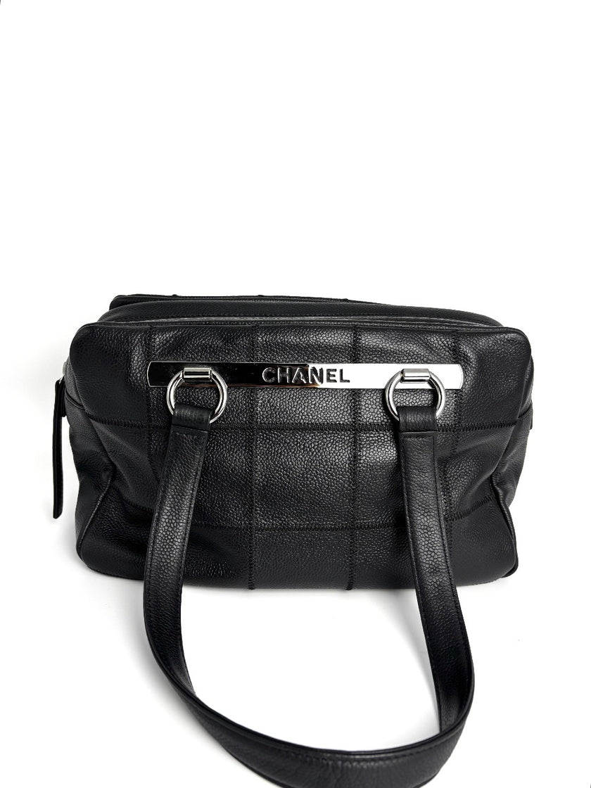 Preowned. Chanel Square Stitch Bowling Bag Black. 9701924|4049
