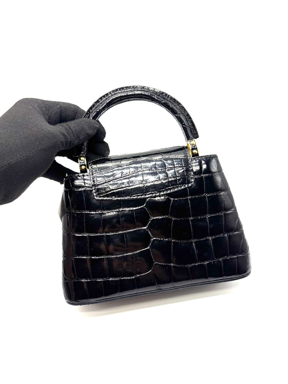 Preowned. LV Capucines Glossy Croc Black GHW|17215