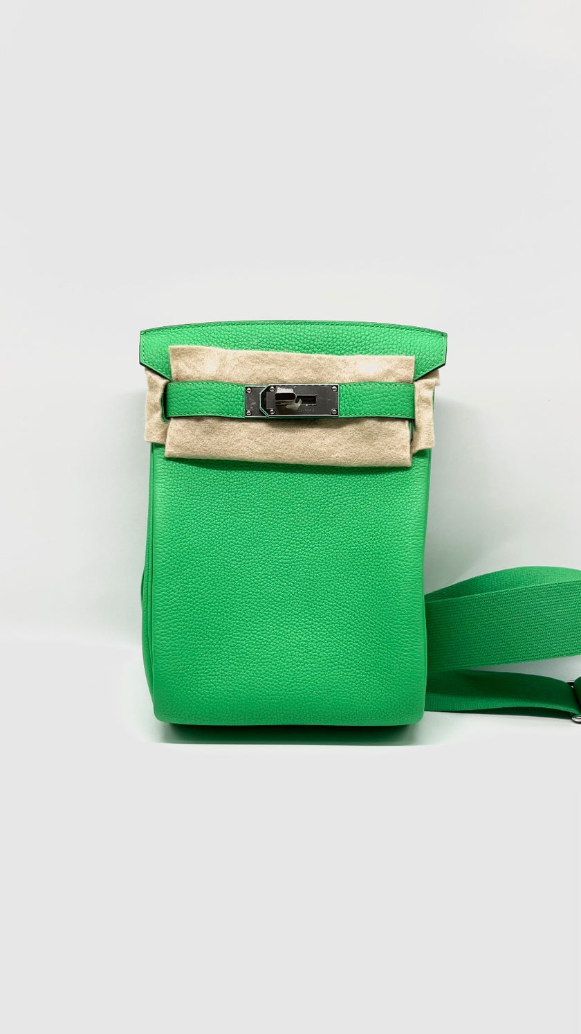 Brand New. Hermes Hac A Dos Togo Vert Comics PHW. WIS884KT|7974