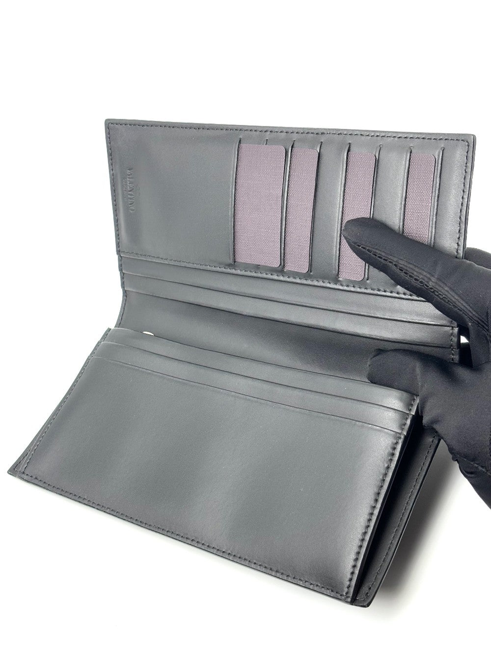 Preowned. Valentino Long Wallet Black|6598
