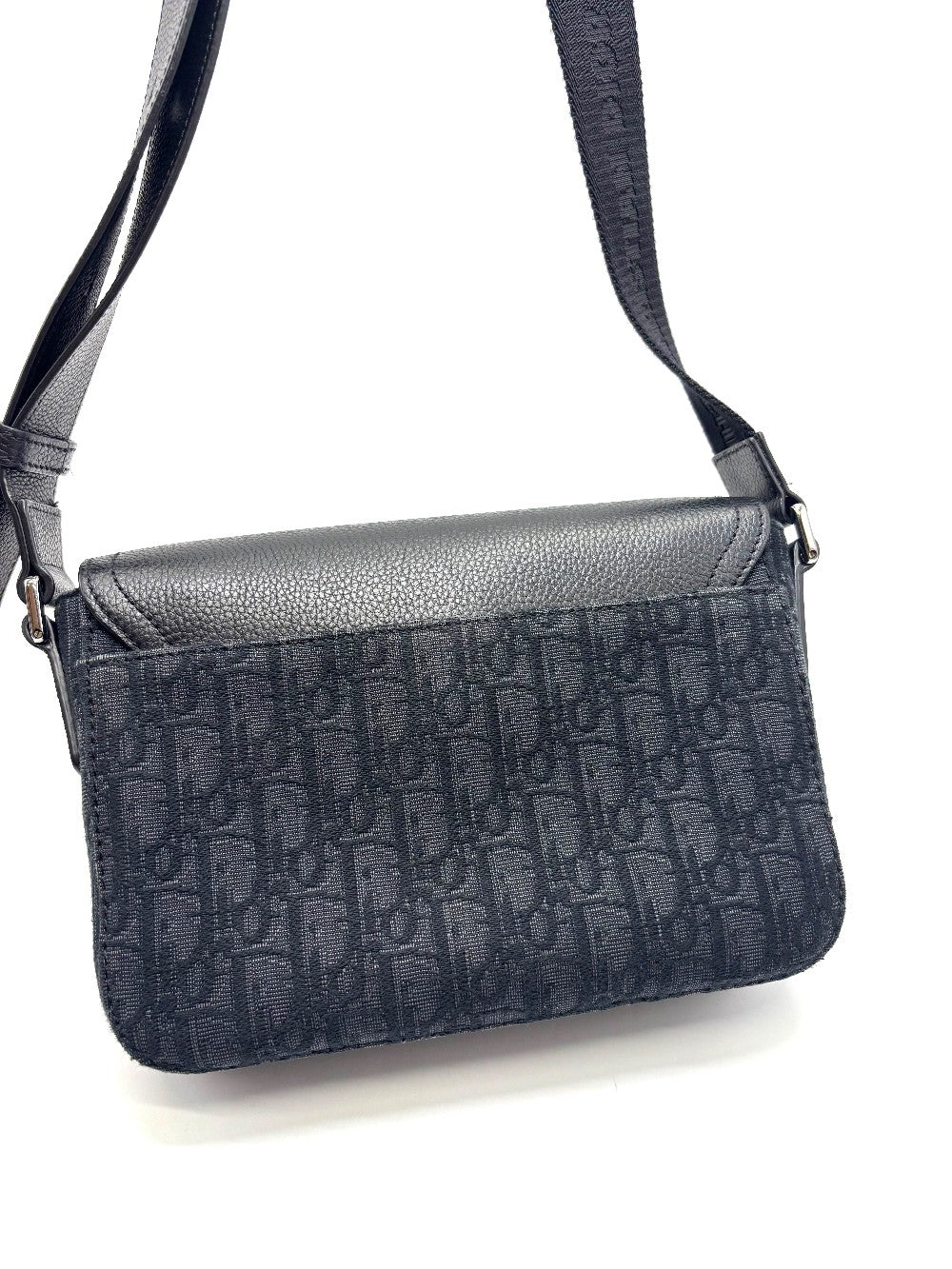 Preowned. Dior Saddle Messenger Oblique Black. 01BO0273|17670